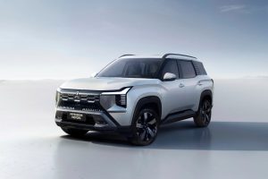 Mitsubishi Destinator Mẫu Crossover Cỡ C Hoàn Toàn Mới